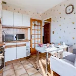 Pour Professionnel, 3 Chambres, 6 Pers, Parking, Jardin & Wi-fi
