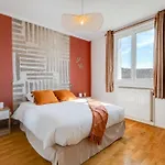 Pour Professionnel, 3 Chambres, 6 Pers, Parking, Jardin & Wi-fi