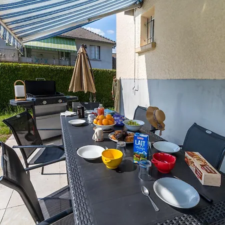 Pour Professionnel, 3 Chambres, 6 Pers, Parking, Jardin & Wi-fi Дом отдыха