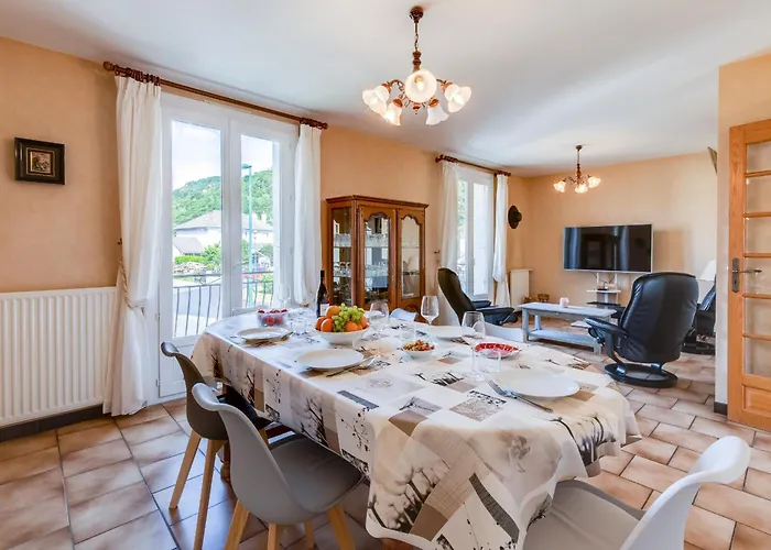 Pour Professionnel, 3 Chambres, 6 Pers, Parking, Jardin & Wi-fi *