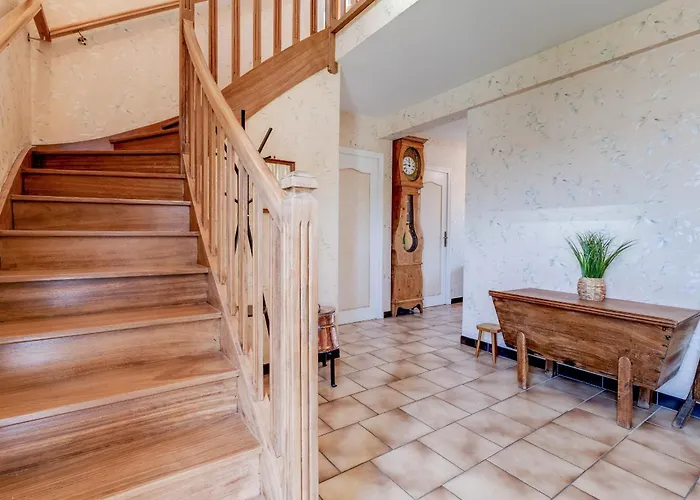 Pour Professionnel, 3 Chambres, 6 Pers, Parking, Jardin & Wi-fi 펜션